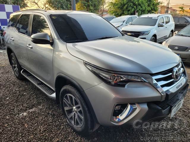 TOYOTA HILUX 2018 SW4 DIESEL AUTOMÁTICO SRX 2.8 D-4D TURBO