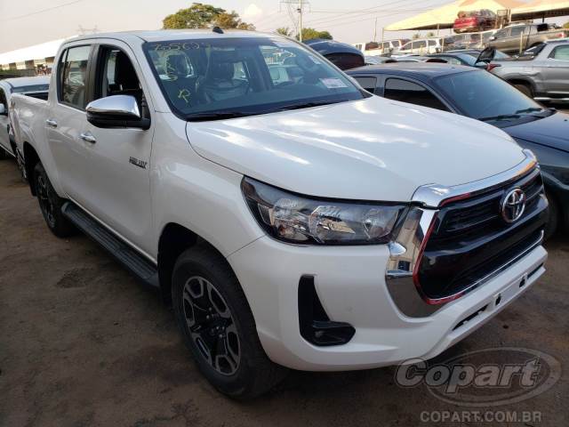 TOYOTA HILUX  2022 CD SRV DIESEL 2.8 AUTOMÁTICO  D-4D TURBO