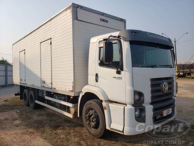 VOLKSWAGEN CONSTELLATION  2015 DIESEL 24.280 6.9 I6