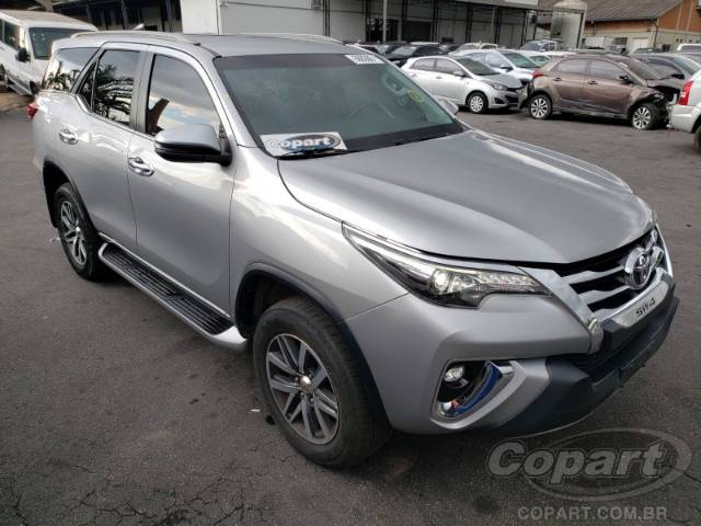 TOYOTA  SW4 SRX 2.8 D-4D TURBO